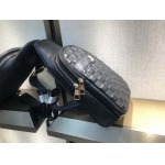 2025年9月8日入荷新作Louis Vuitton/人気/本革/バッグ 人気 おすすめ 父の日 誕生日/ギフト プレゼント 結婚式男友達の誕生日プレゼント