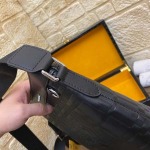 2025年9月8日入荷新作BURBERRY/人気/本革/バッグ 人気 おすすめ 父の日 誕生日/ギフト プレゼント 結婚式男友達の誕生日プレゼント