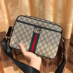 2025年9月8日入荷新作Gucci         /人気/本革/バッグ 人気 おすすめ 父の日 誕生日/ギフト プレゼント 結婚式男友達の誕生日プレゼント