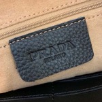 2025年9月8日入荷新作Prada/人気/本革/バッグ 人気 おすすめ 父の日 誕生日/ギフト プレゼント 結婚式男友達の誕生日プレゼント
