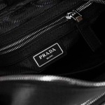 2025年9月8日入荷新作PRADA/人気/本革/バッグ 人気 おすすめ 父の日 誕生日/ギフト プレゼント 結婚式男友達の誕生日プレゼント