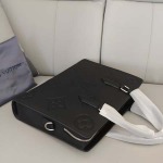 2025年9月8日入荷新作LOUIS VUITTON/人気/本革/バッグ 人気 おすすめ 父の日 誕生日/ギフト プレゼント 結婚式男友達の誕生日プレゼント