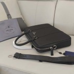 2025年9月8日入荷新作PRADA/人気/本革/バッグ 人気 おすすめ 父の日 誕生日/ギフト プレゼント 結婚式男友達の誕生日プレゼント