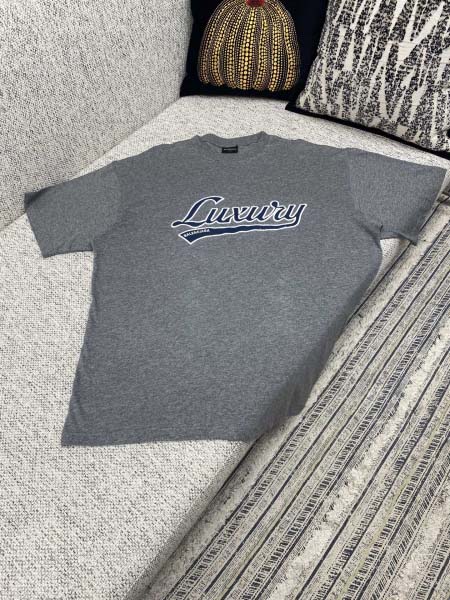 2025年9月11日入荷秋冬新作Balenciaga半袖 t...