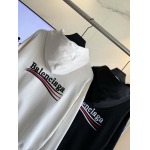 2025年9月11日入荷秋冬新作Balenciagaパーカー高品質人気商品/誕生日プレゼント/FF工場