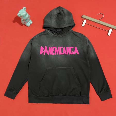 2025年9月11日入荷秋冬新作Balenciagaパーカー...