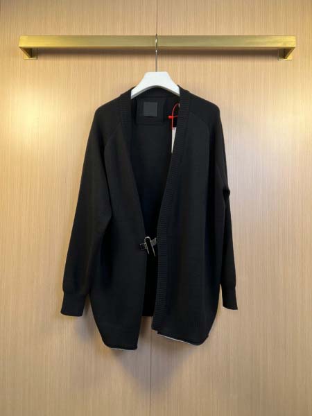 2025年9月15日入荷秋冬新作Givenchy ニットカーディガン  高品質人気商品/誕生日プレゼント/FF工場