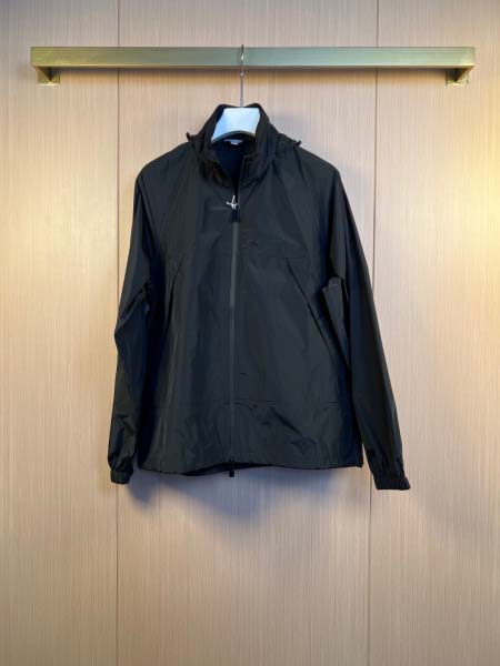 2025年9月15日入荷秋冬新作Burberryジャケット高...