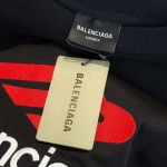 2025年9月15日入荷秋冬新作Balenciaga長袖高品質人気商品/誕生日プレゼント/FF工場