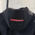 2025年9月15日入荷秋冬新作Pradaジャケット高品質人気商品/誕生日プレゼント/FF工場