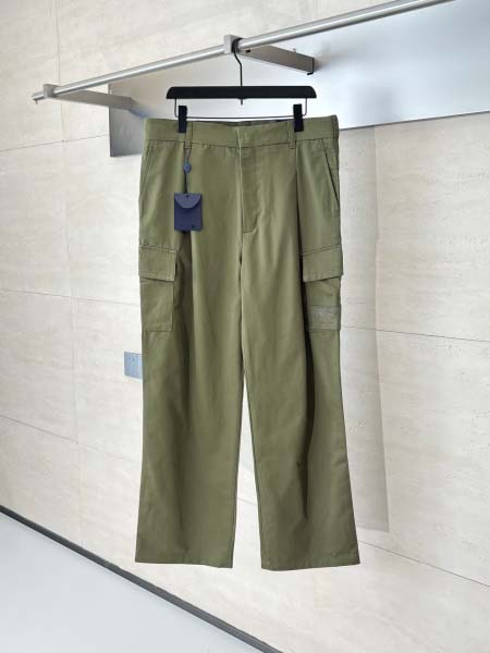 2025年9月15日入荷秋冬新作LOUIS VUITTONカ...