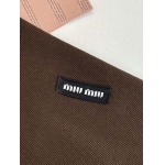 2025年9月15日入荷秋冬新作MiuMiu長袖高品質人気商品/誕生日プレゼント/FF工場