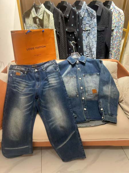 2025年9月16日入荷秋冬新作PRADA上下高品質人気商品...