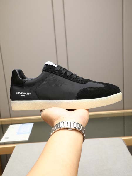 2025年9月19日入荷新品Givenchyカジュアルシュー...
