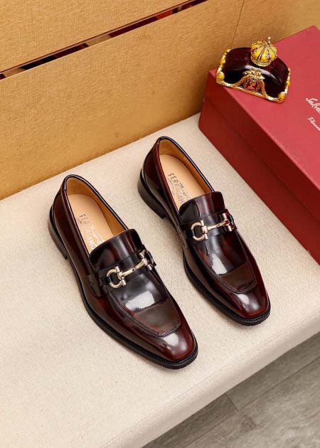 2025年9月19日入荷新品Ferragamoカジュアルシュ...