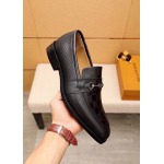 2025年9月19日入荷新品LOUIS VUITTONカジュアルシューズ/スニーカー｜メンズ靴人気本革製ギフト/誕生日/XG工場