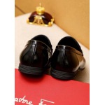 2025年9月19日入荷新品Ferragamoカジュアルシューズ/スニーカー｜メンズ靴人気本革製ギフト/誕生日/XG工場