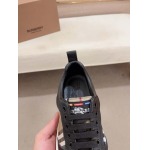 2025年9月19日入荷新品BURBERRYカジュアルシューズ/スニーカー｜メンズ靴人気本革製ギフト/誕生日/XG工場