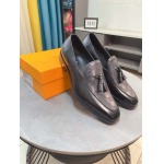 2025年9月19日入荷新品Louis Vuittonカジュアルシューズ/スニーカー｜メンズ靴人気本革製ギフト/誕生日/XG工場