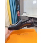 2025年9月19日入荷新品Louis Vuittonカジュアルシューズ/スニーカー｜メンズ靴人気本革製ギフト/誕生日/XG工場