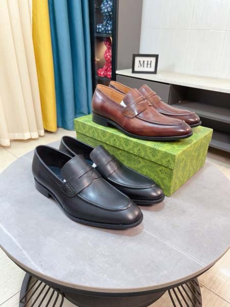 2025年9月19日入荷新品Gucciカジュアルシューズ/ス...