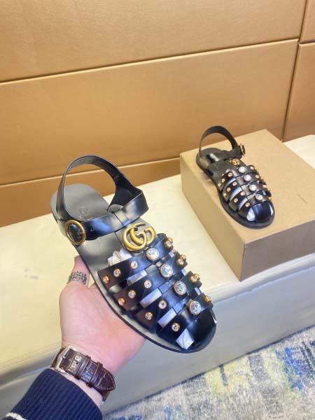 2025年9月20日入荷新品Gucciカジュアルシューズ/ス...