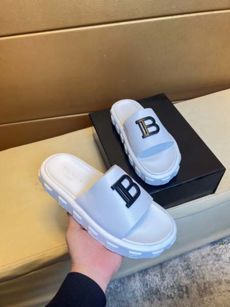 2025年9月20日入荷新品Balmain カジュアルシュー...