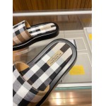 2025年9月20日入荷新品Burberryカジュアルシューズ/スニーカー｜メンズ靴人気本革製ギフト/誕生日/TL工場