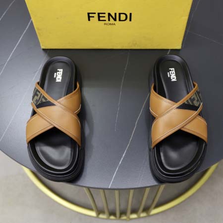 2025年9月20日入荷新品FENDIカジュアルシューズ/ス...