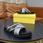 2025年9月20日入荷新品FENDIカジュアルシューズ/スニーカー｜メンズ靴人気本革製ギフト/誕生日/TL工場