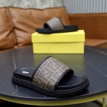 2025年9月20日入荷新品FENDIカジュアルシューズ/スニーカー｜メンズ靴人気本革製ギフト/誕生日/TL工場