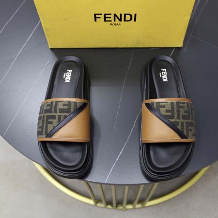 2025年9月20日入荷新品FENDIカジュアルシューズ/ス...