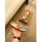 2025年9月22日入荷新品Versaceカジュアルシューズ/スニーカー｜メンズ靴人気本革製ギフト/誕生日/TL工場