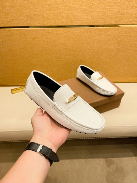 2025年9月22日入荷新品Versaceカジュアルシューズ...