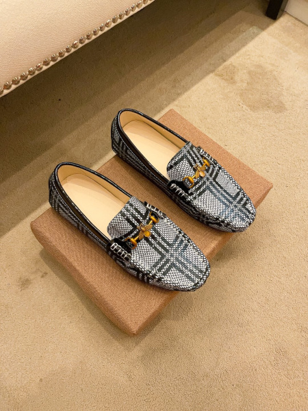 2025年9月22日入荷新品Gucciカジュアルシューズ/ス...