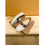 2025年9月22日入荷新品Versaceカジュアルシューズ/スニーカー｜メンズ靴人気本革製ギフト/誕生日/TL工場