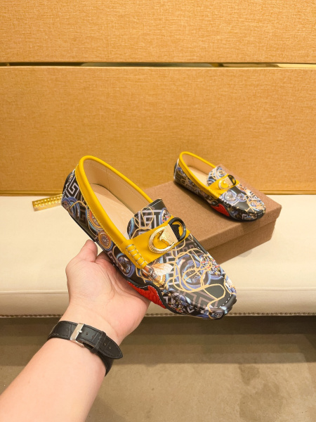 2025年9月22日入荷新品Versaceカジュアルシューズ...