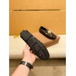 2025年9月22日入荷新品Versaceカジュアルシューズ/スニーカー｜メンズ靴人気本革製ギフト/誕生日/TL工場