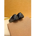 2025年9月22日入荷新品Versaceカジュアルシューズ/スニーカー｜メンズ靴人気本革製ギフト/誕生日/TL工場