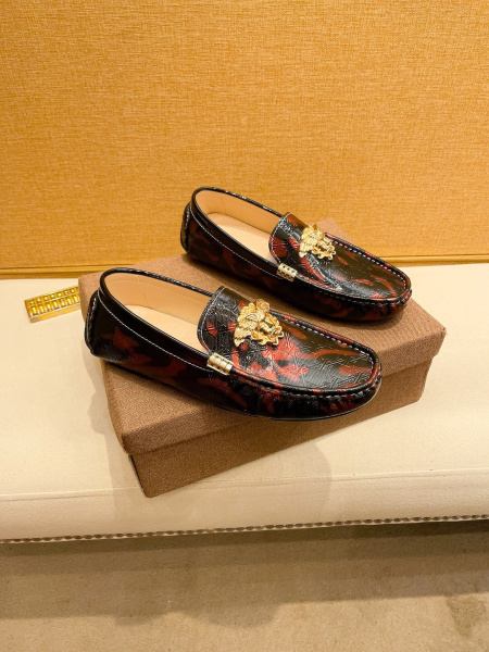 2025年9月22日入荷新品Versaceカジュアルシューズ...