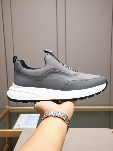 2025年9月22日入荷新品BOSSカジュアルシューズ/スニ...