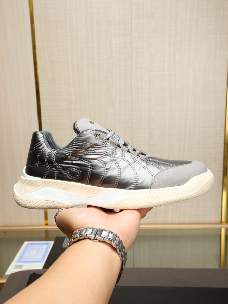 2025年9月22日入荷新品Bossカジュアルシューズ/スニ...