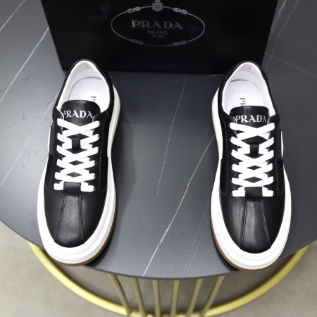 2025年9月22日入荷新品PRADAカジュアルシューズ/ス...