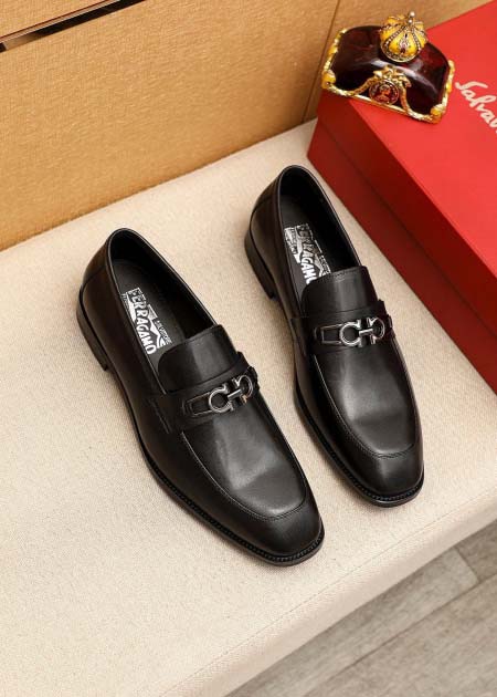 2025年9月22日入荷新品Ferragamoカジュアルシュ...