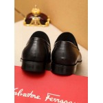 2025年9月22日入荷新品Ferragamoカジュアルシューズ/スニーカー｜メンズ靴人気本革製ギフト/誕生日/TL工場