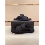 2025年9月22日入荷新品PRADAカジュアルシューズ/スニーカー｜メンズ靴人気本革製ギフト/誕生日/TL工場