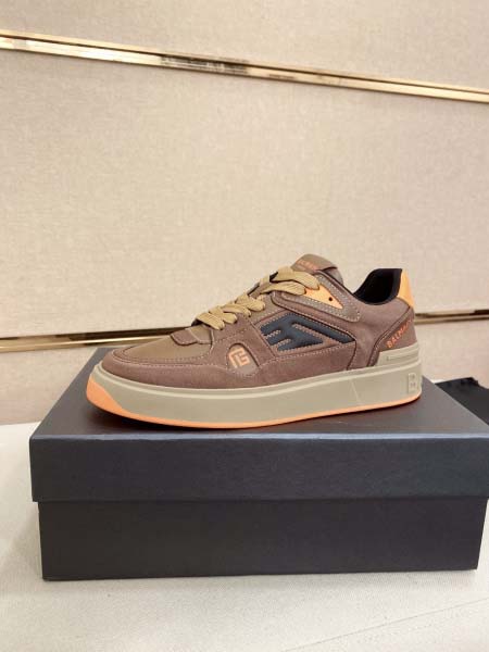 2025年9月22日入荷新品Balmainカジュアルシューズ...