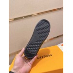 2025年9月22日入荷新品Louis Vuittonカジュアルシューズ/スニーカー｜メンズ靴人気本革製ギフト/誕生日/TL工場