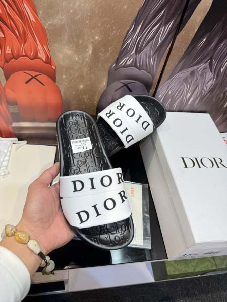 2025年9月22日入荷新品Diorカジュアルシューズ/スニ...