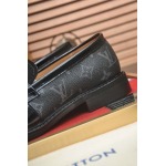 2025年9月22日入荷新品Louis Vuittonカジュアルシューズ/スニーカー｜メンズ靴人気本革製ギフト/誕生日/TL工場